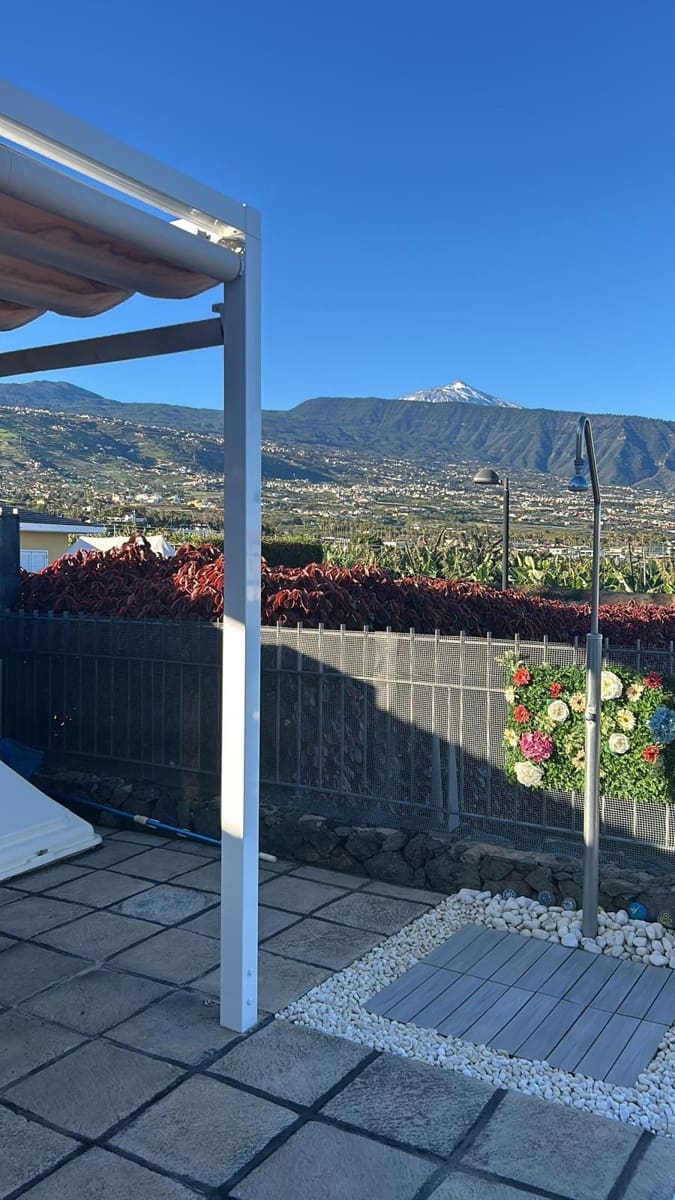 3 bedroom Villa for sale in La Orotava with pool garage - € 898,000 (Ref: 9866549)