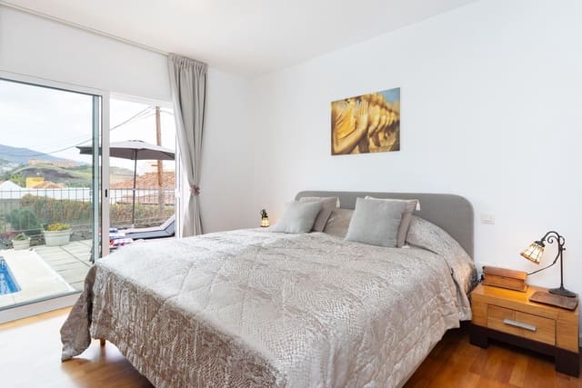 3 soverom Villa til salgs i La Orotava med svømmebasseng garasje - € 898 000 (Ref: 9866549)