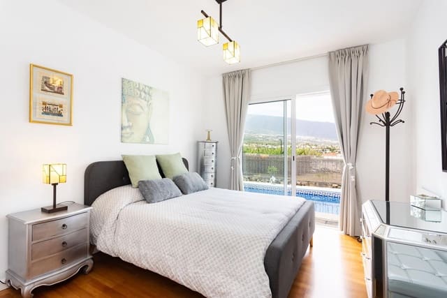 3 soverom Villa til salgs i La Orotava med svømmebasseng garasje - € 898 000 (Ref: 9866549)