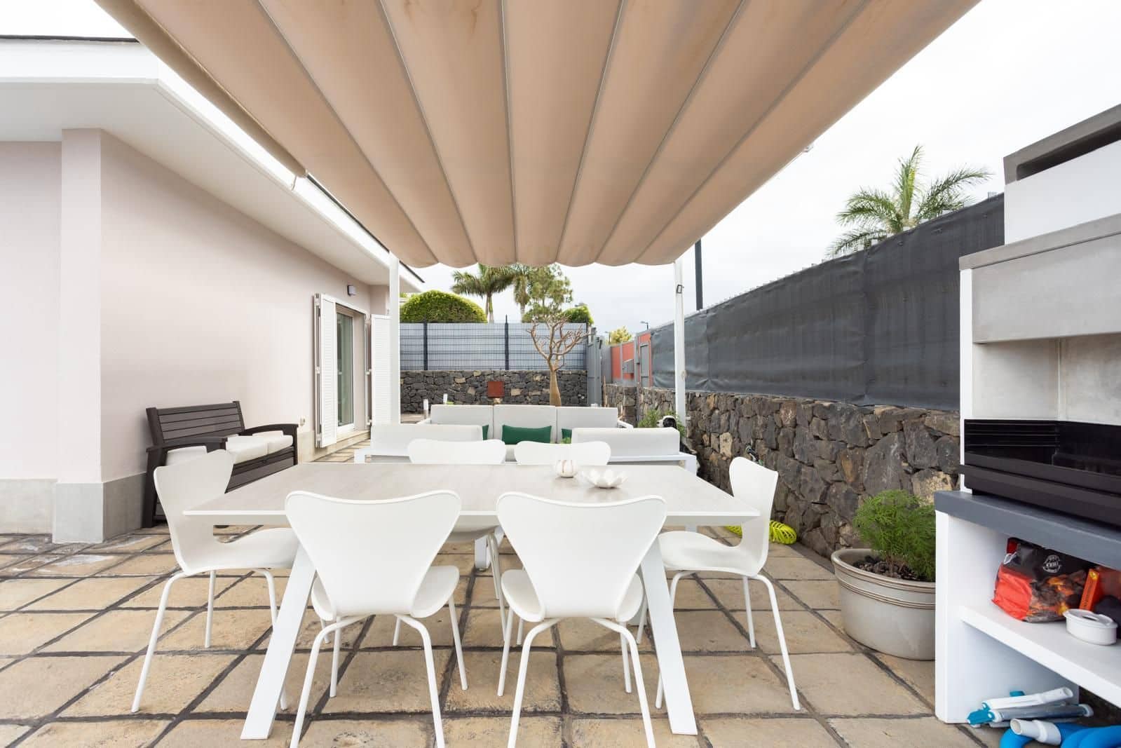 3 bedroom Villa for sale in La Orotava with pool garage - € 898,000 (Ref: 9866549)
