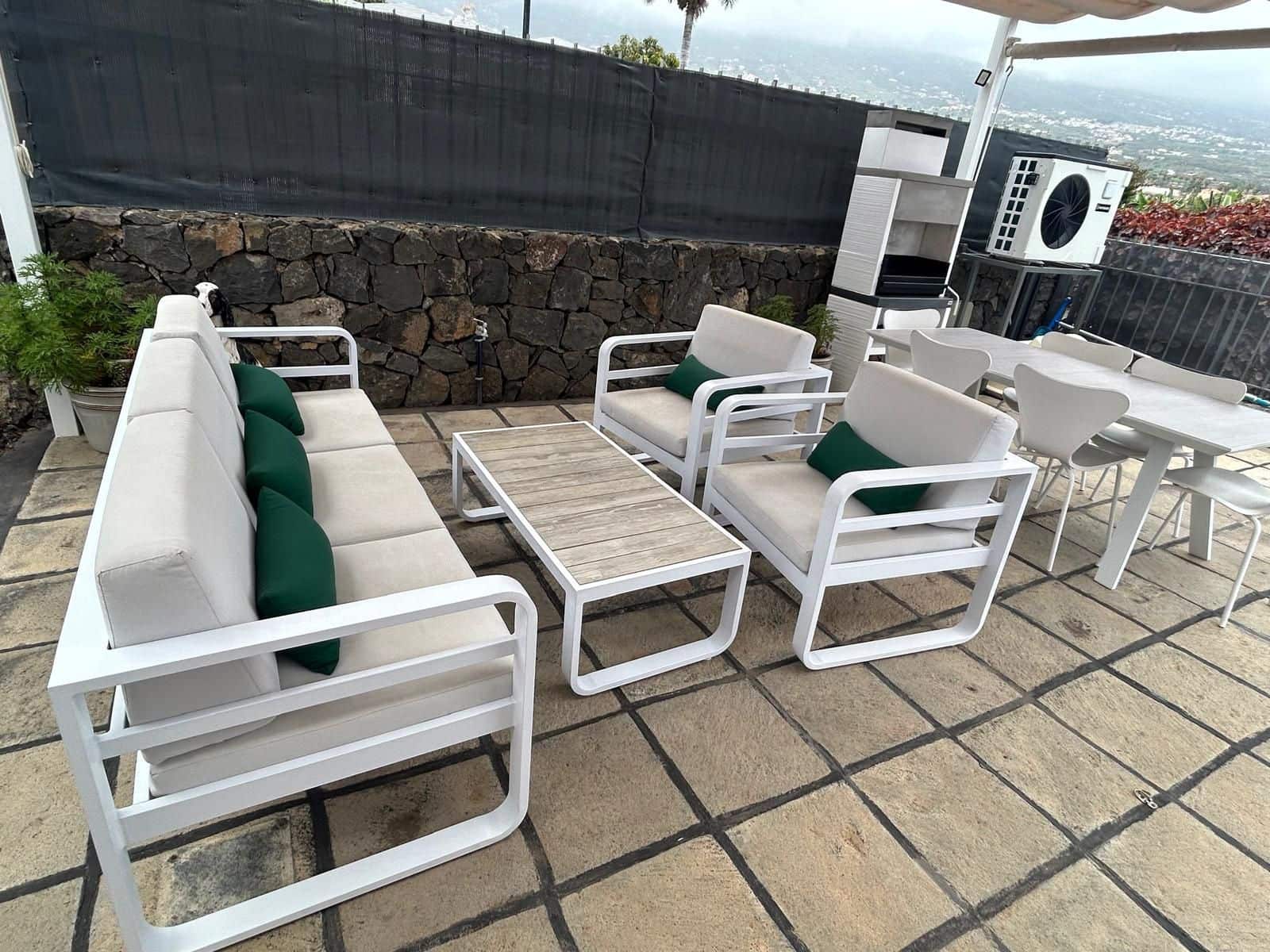 3 bedroom Villa for sale in La Orotava with pool garage - € 898,000 (Ref: 9866549)