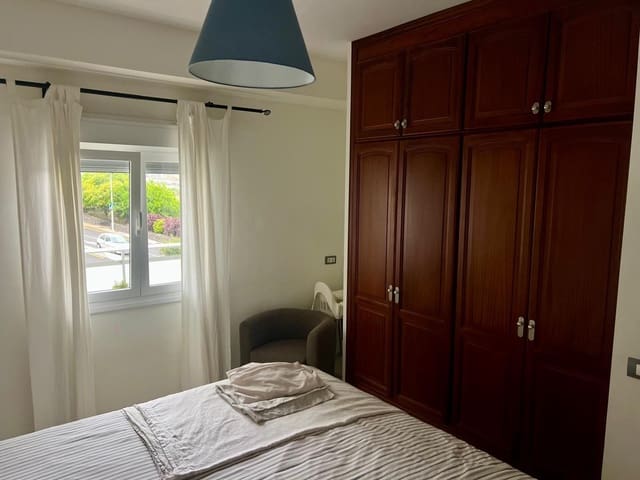 1 soveværelse Lejlighed til salg i Bajamar, San Cristóbal de La Laguna med garage - € 200.000 (Ref: 9872978)