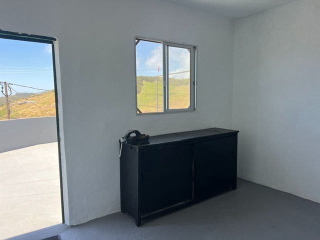 2 bedroom Villa for rent in San Cristobal de La Laguna with garage - € 900 (Ref: 9893725)