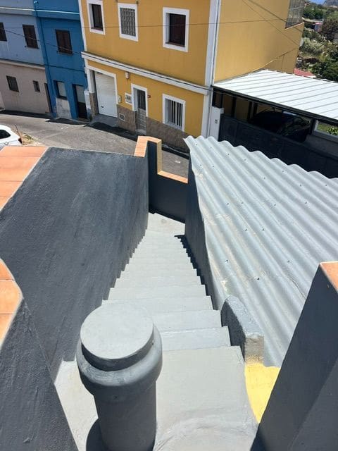 2 bedroom Villa for rent in San Cristobal de La Laguna with garage - € 900 (Ref: 9893725)