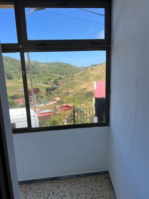 2 bedroom Villa for rent in San Cristobal de La Laguna with garage - € 900 (Ref: 9893725)