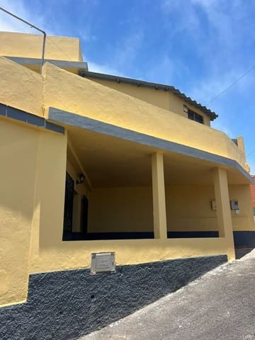 2 bedroom Villa for rent in San Cristóbal de La Laguna - € 900 (Ref: 9893725)