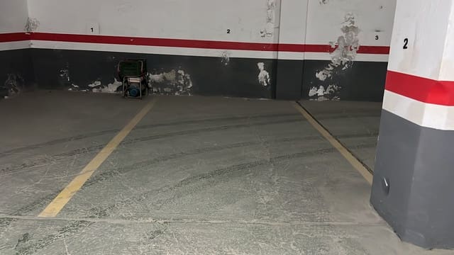 Garagem para venda em Santa Cruz de Tenerife - 32 000 € (Ref: 9910051)