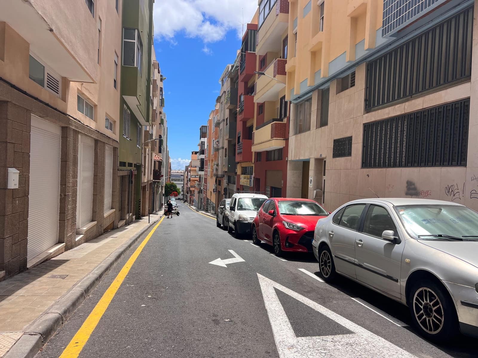 Garagem para venda em Santa Cruz de Tenerife - 32 000 € (Ref: 9910051)