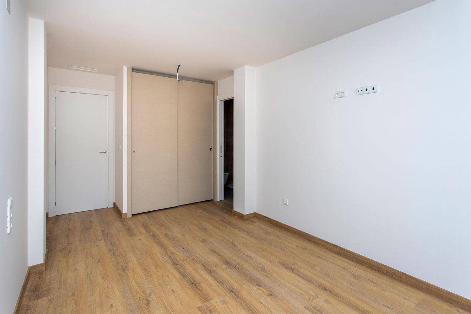 3 bedroom Apartment for sale in Hondon de las Nieves - € 215,000 (Ref: 10011504)