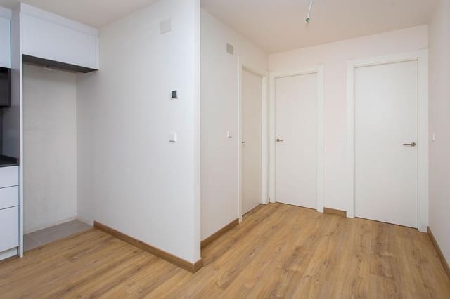 Apartamento de 3 habitaciones en Hondón de las Nieves en venta - 215.000 € (Ref: 10011504)