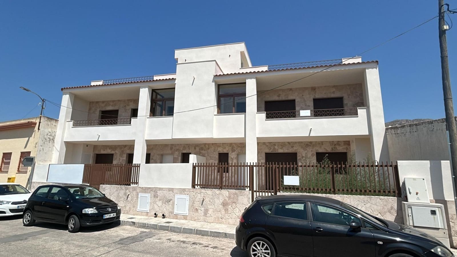 3 bedroom Apartment for sale in Hondon de las Nieves - € 215,000 (Ref: 10011504)