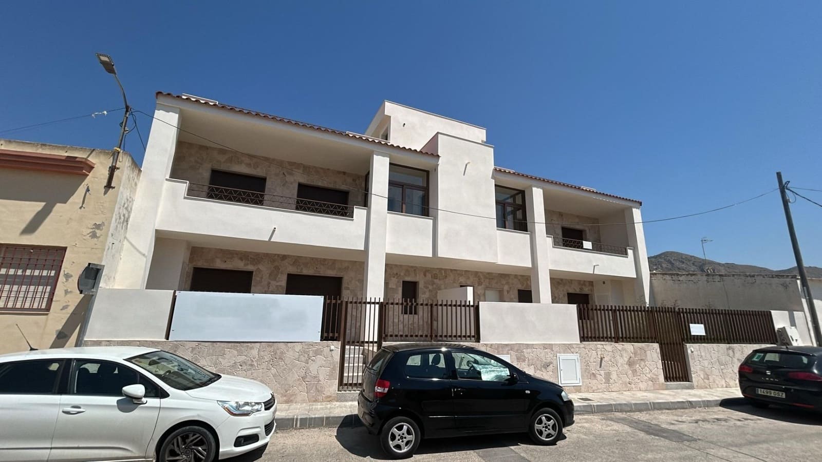 3 bedroom Apartment for sale in Hondon de las Nieves - € 215,000 (Ref: 10011504)