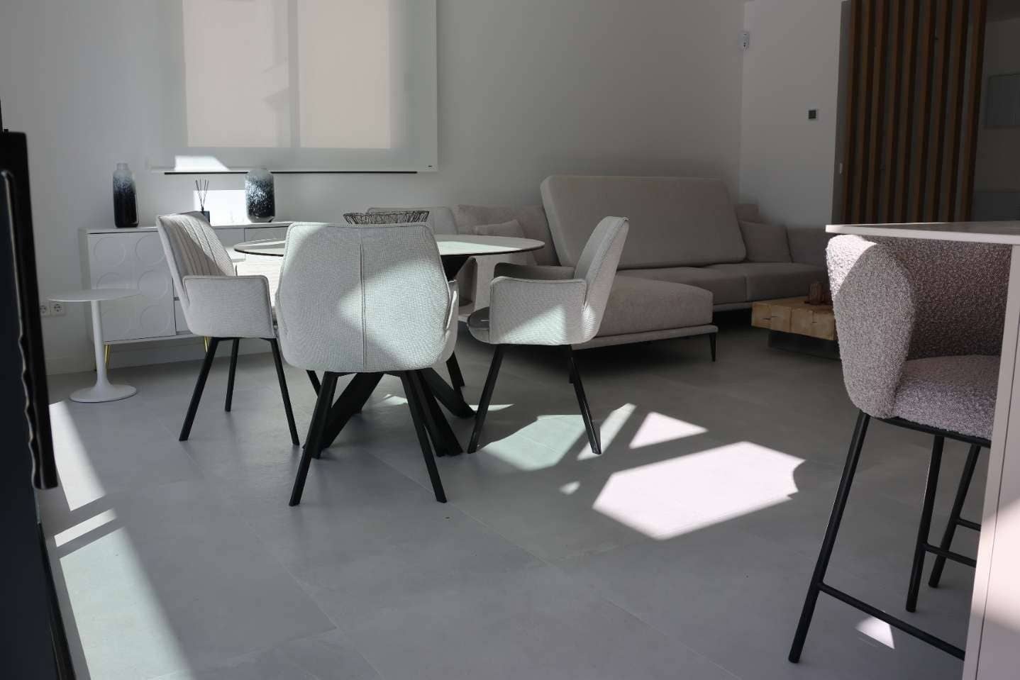2 soveværelse Lejlighed til salg i Monforte del Cid med swimmingpool - € 495.000 (Ref: 10115689)
