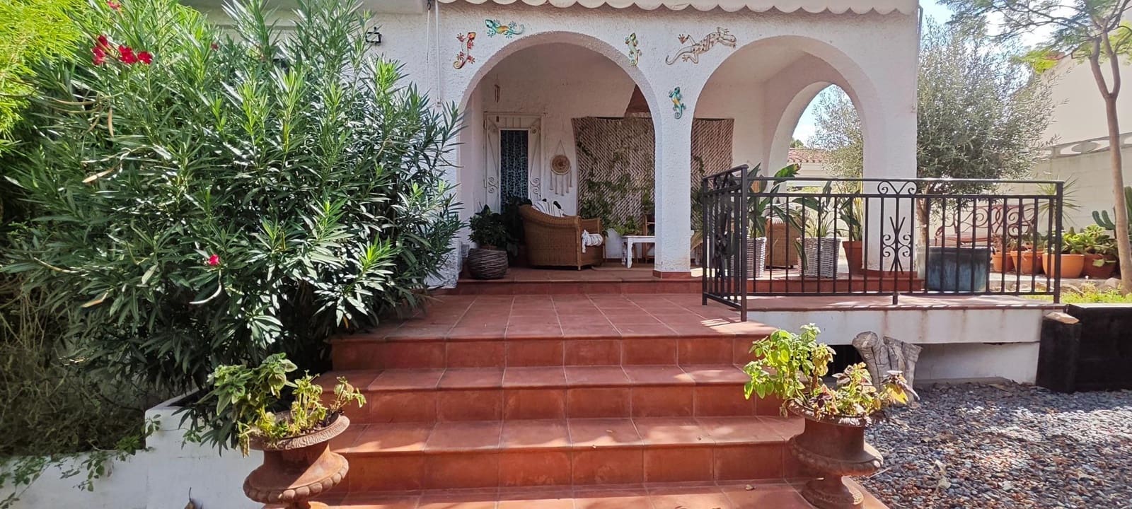 Chalet de 4 habitaciones en Arenales del Sol en venta con piscina garaje - 795.000 € (Ref: 10139768)