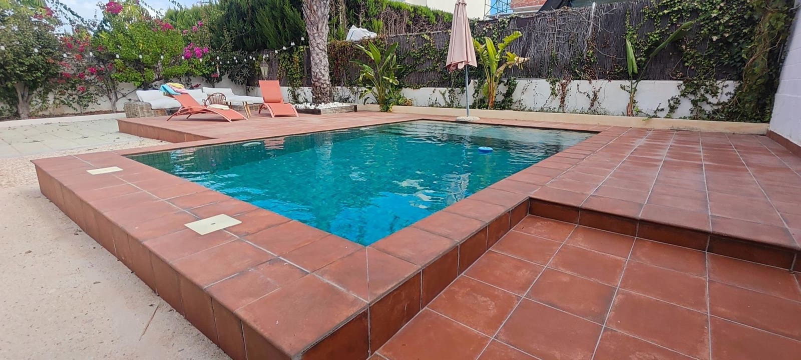 Chalet de 4 habitaciones en Arenales del Sol en venta con piscina garaje - 795.000 € (Ref: 10139768)