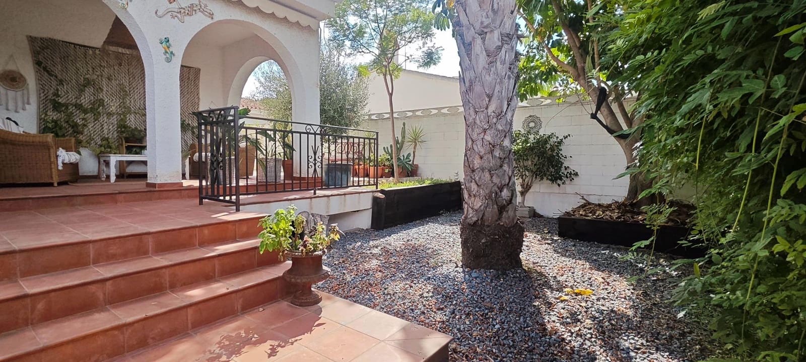 Chalet de 4 habitaciones en Arenales del Sol en venta con piscina garaje - 795.000 € (Ref: 10139768)