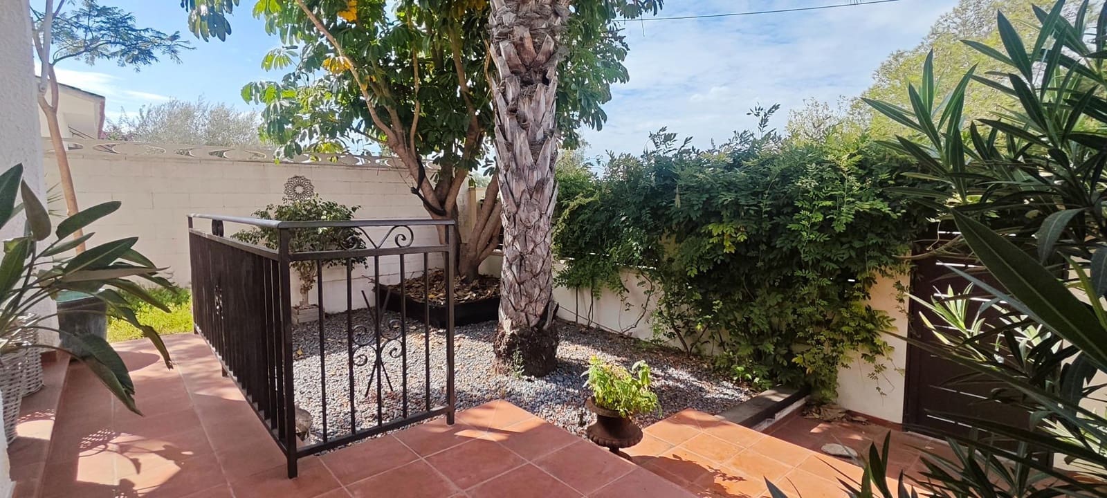 Chalet de 4 habitaciones en Arenales del Sol en venta con piscina garaje - 795.000 € (Ref: 10139768)