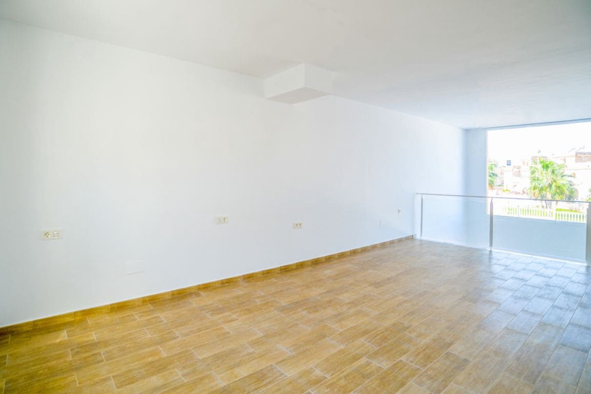 2 soverom Leilighet til salgs i Gran Alacant med svømmebasseng - € 270 000 (Ref: 4992343)