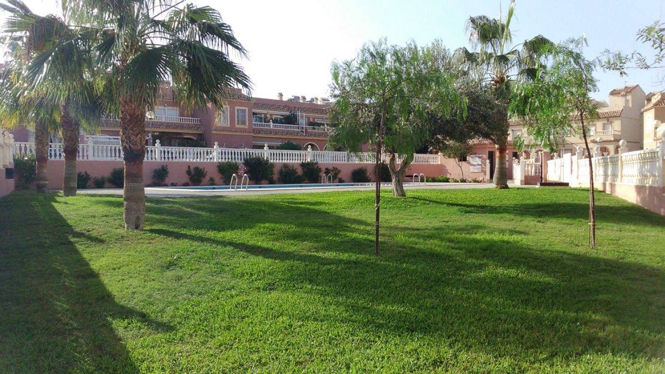 2 bedroom Apartment for sale in Gran Alacant with pool - € 289,000 (Ref: 4992343)