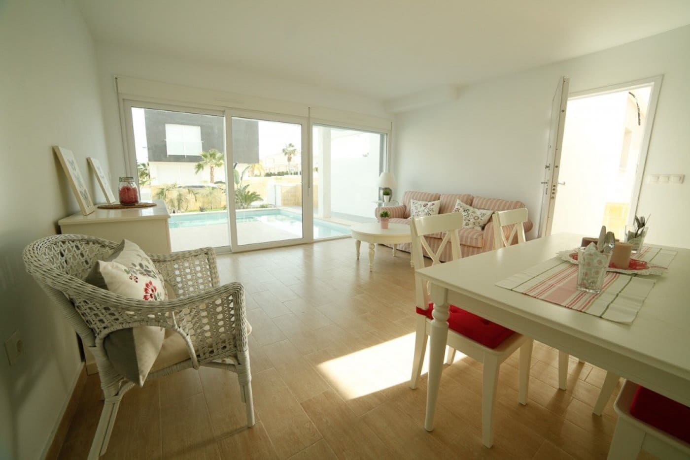 4 bedroom Villa for sale in Gran Alacant with pool - € 448,000 (Ref: 4992438)