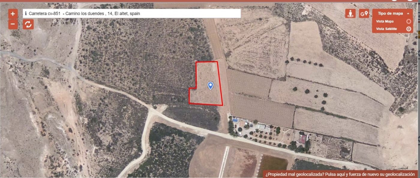 Grunde uden byggetilladelser til salg i El Altet - € 35.000 (Ref: 4993328)