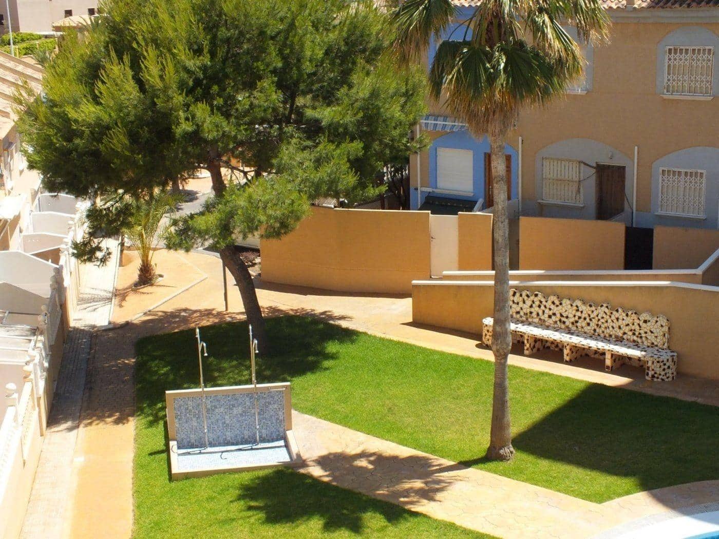 2 soveværelse Bungalow til salg i Arenales del Sol med swimmingpool - € 235.000 (Ref: 9064623)