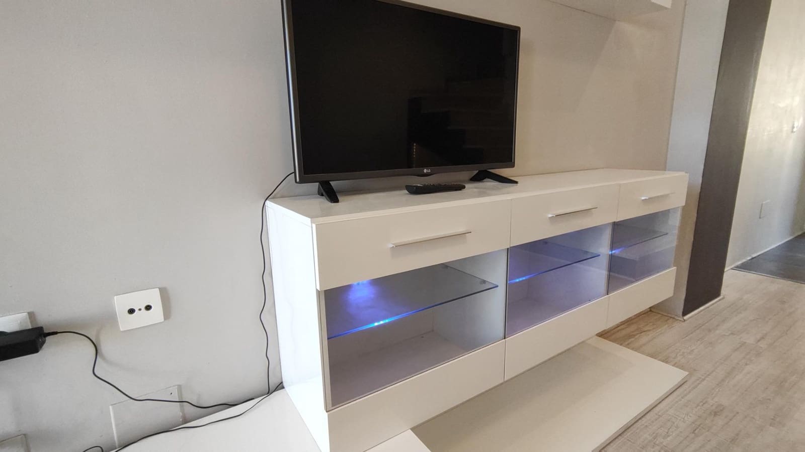 2 soveværelse Bungalow til salg i Arenales del Sol med swimmingpool - € 235.000 (Ref: 9064623)