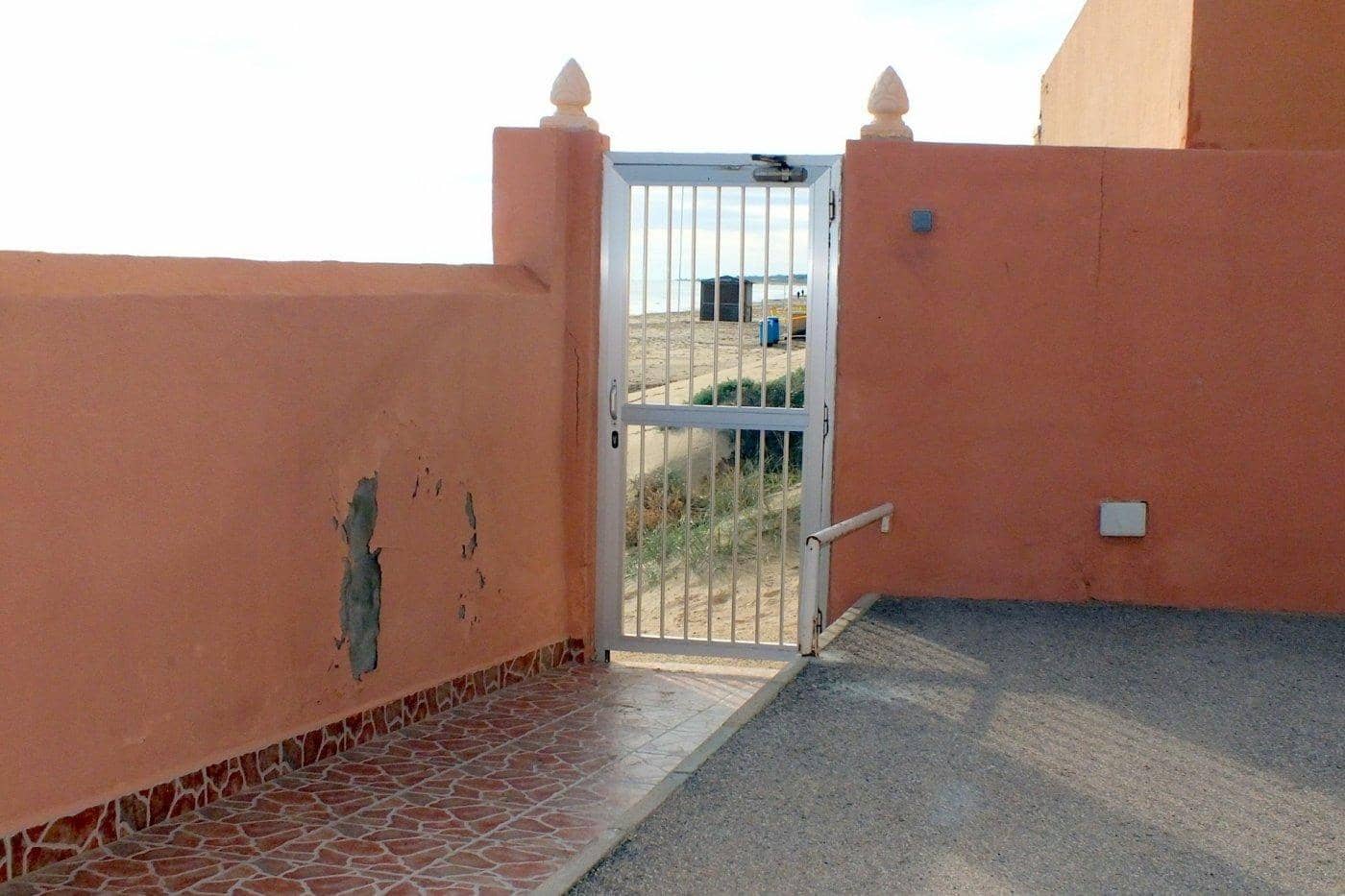 Penthouse til salg i Arenales del Sol - € 115.000 (Ref: 9064624)