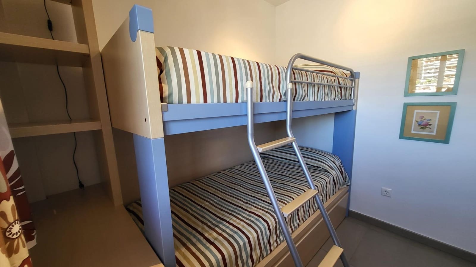 2 soverom Leilighet til salgs i Arenales del Sol med svømmebasseng garasje - € 375 000 (Ref: 9064625)