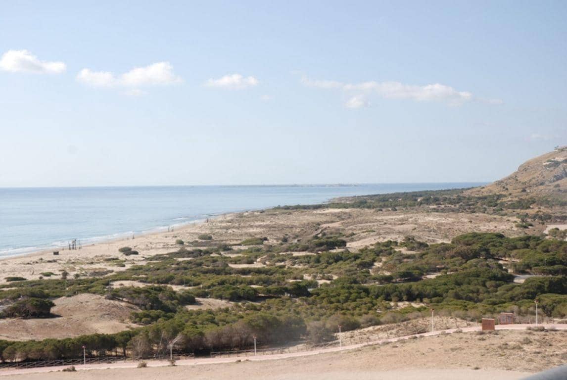 2 soverom Leilighet til salgs i Arenales del Sol med svømmebasseng garasje - € 375 000 (Ref: 9064625)