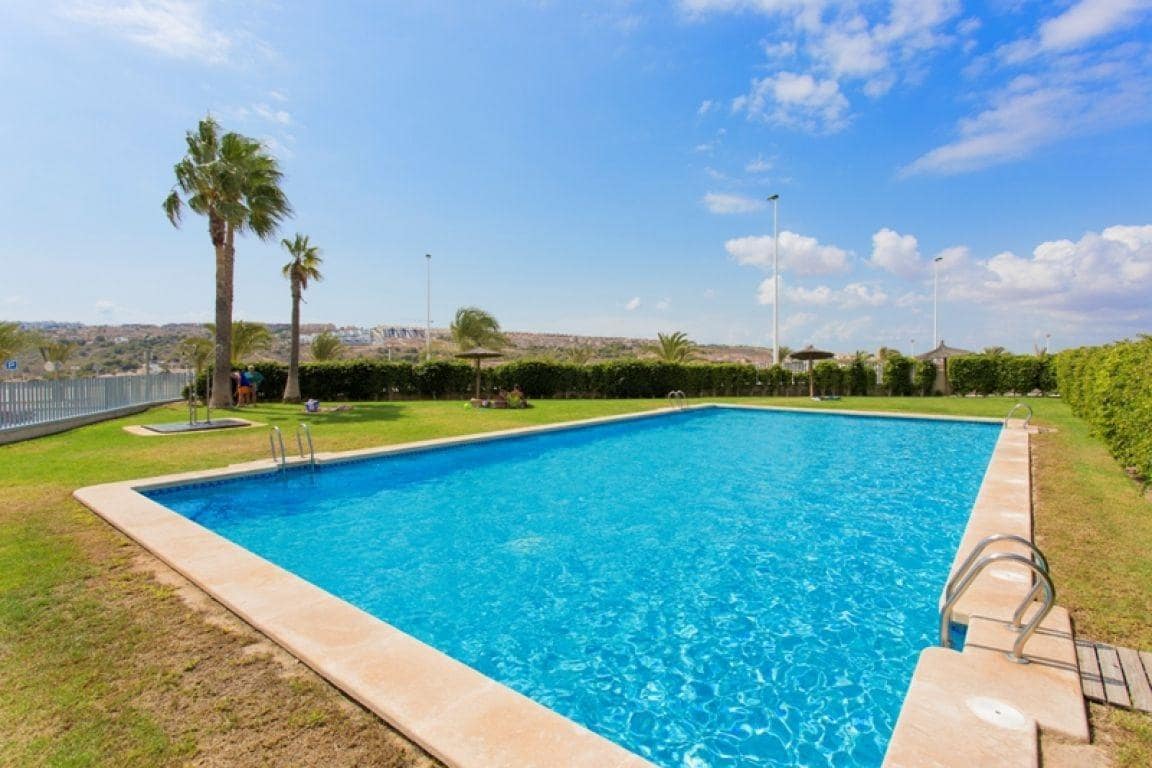 2 bedroom Apartment for sale in Arenales del Sol with pool garage - € 375,000 (Ref: 9064625)