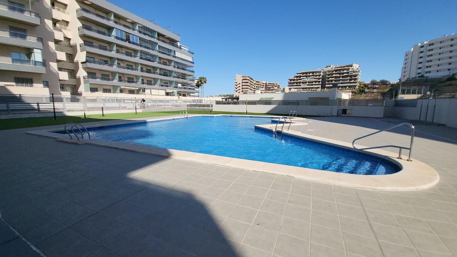 2 bedroom Apartment for sale in Arenales del Sol with pool garage - € 375,000 (Ref: 9064625)