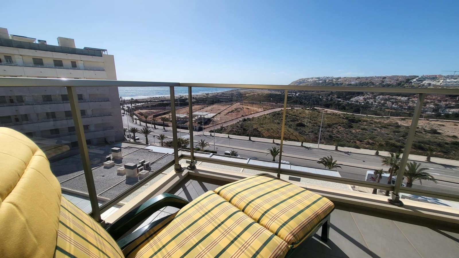 2 bedroom Apartment for sale in Arenales del Sol with pool garage - € 375,000 (Ref: 9064625)
