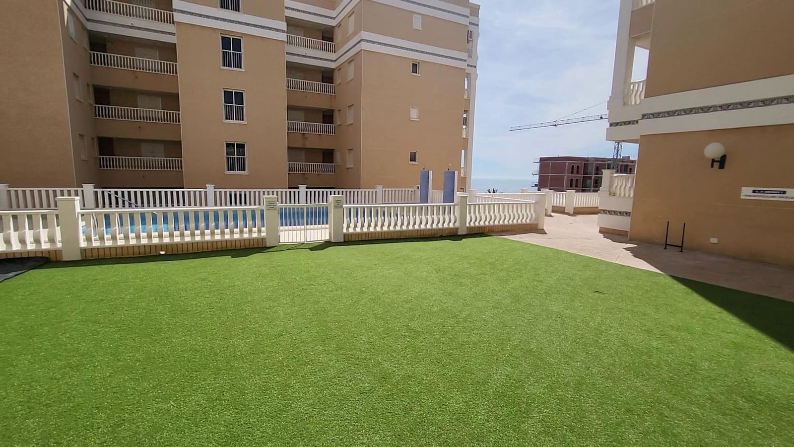 2 quarto Apartamento para venda em Arenales del Sol com piscina garagem - 210 000 € (Ref: 9064626)