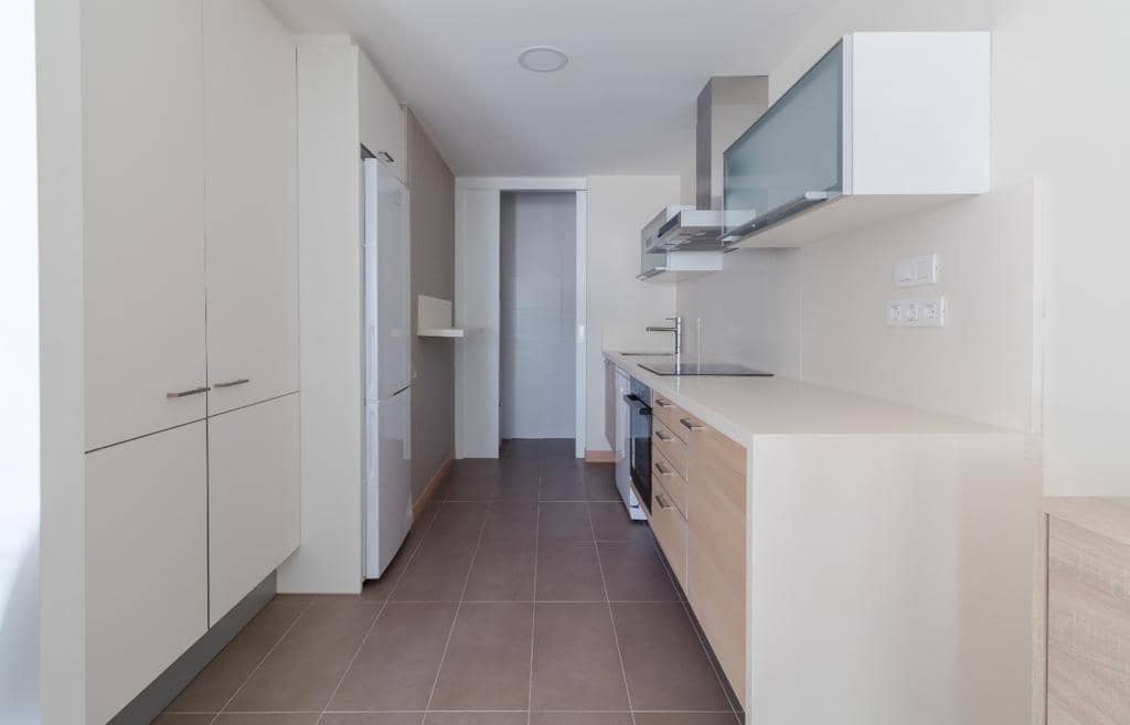 2 slaapkamer Appartement te koop in Arenales del Sol met zwembad garage - € 395.000 (Ref: 9064628)