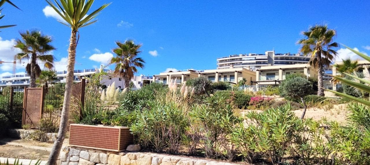 2 slaapkamer Appartement te koop in Arenales del Sol met zwembad garage - € 395.000 (Ref: 9064628)