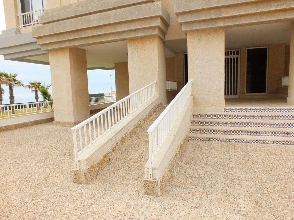 3 quarto Apartamento para venda em Arenales del Sol com piscina garagem - 480 000 € (Ref: 9064631)