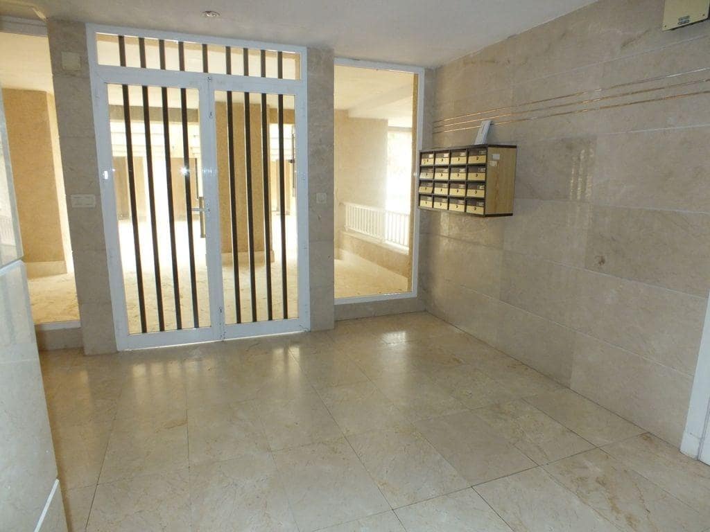 3 quarto Apartamento para venda em Arenales del Sol com piscina garagem - 480 000 € (Ref: 9064631)