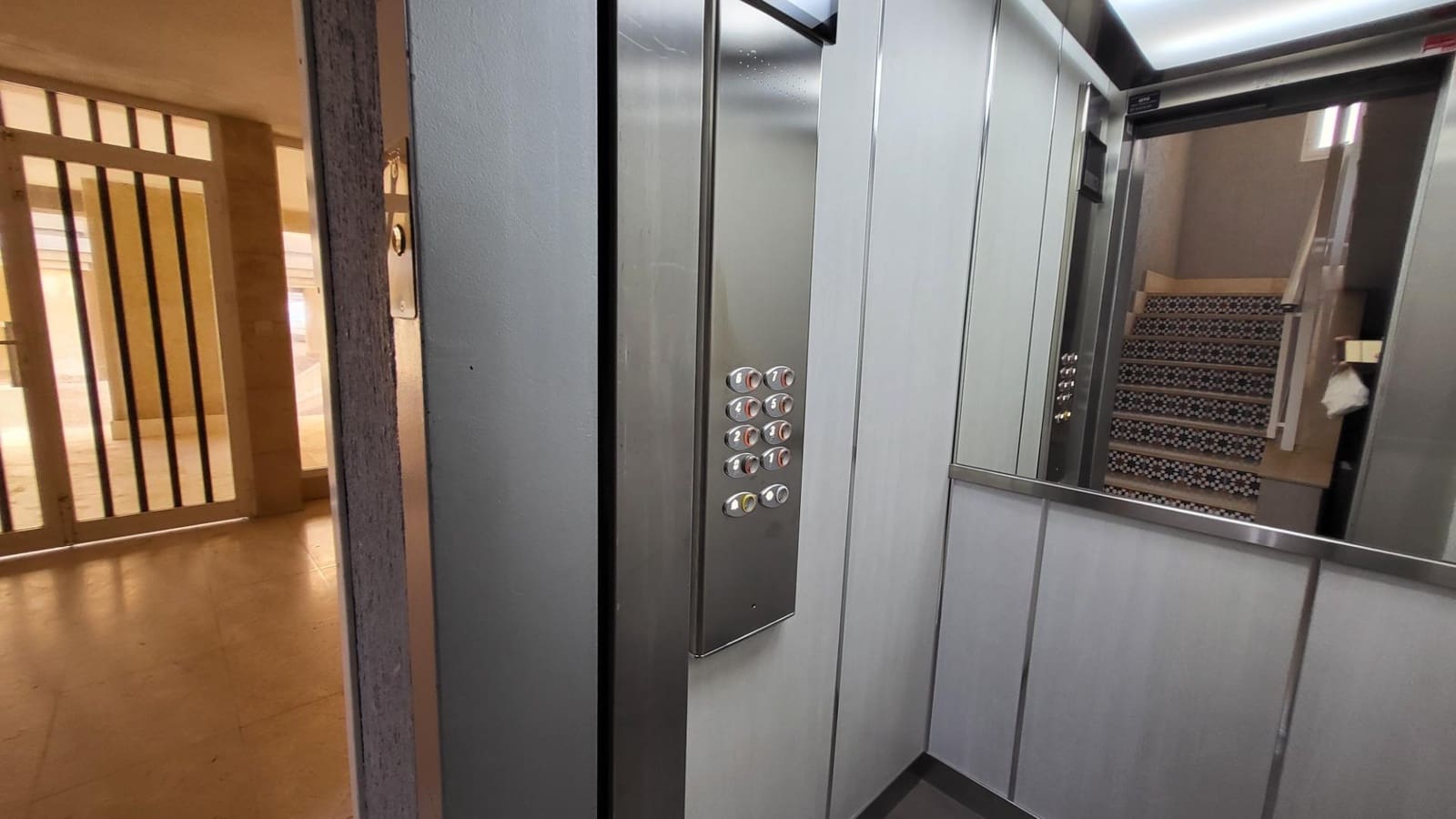 3 quarto Apartamento para venda em Arenales del Sol com piscina garagem - 480 000 € (Ref: 9064631)