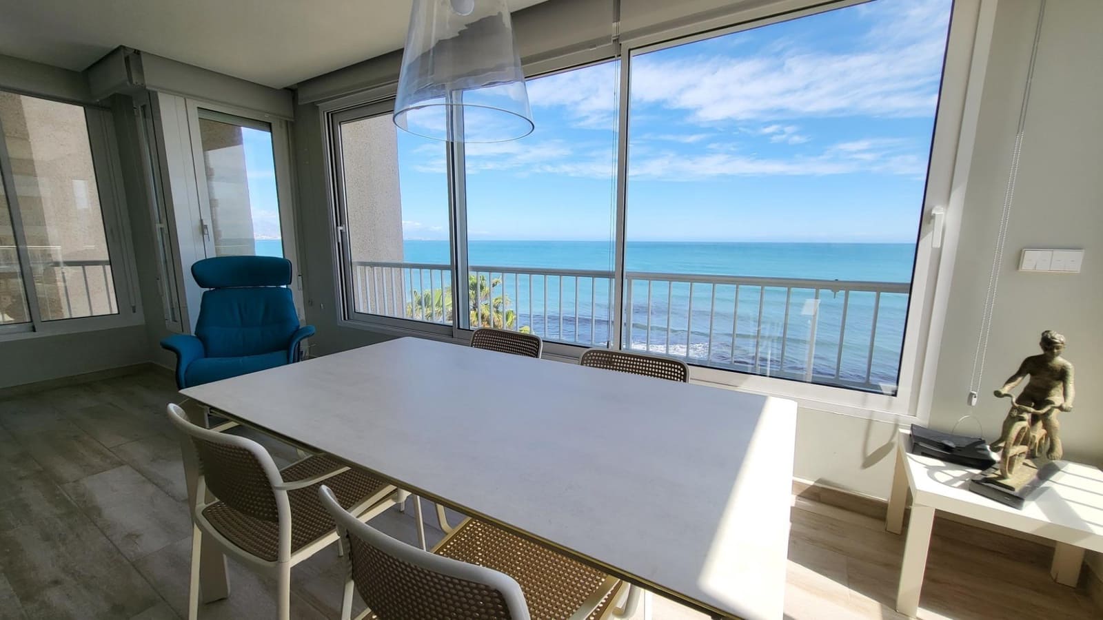 3 quarto Apartamento para venda em Arenales del Sol com piscina garagem - 480 000 € (Ref: 9064631)