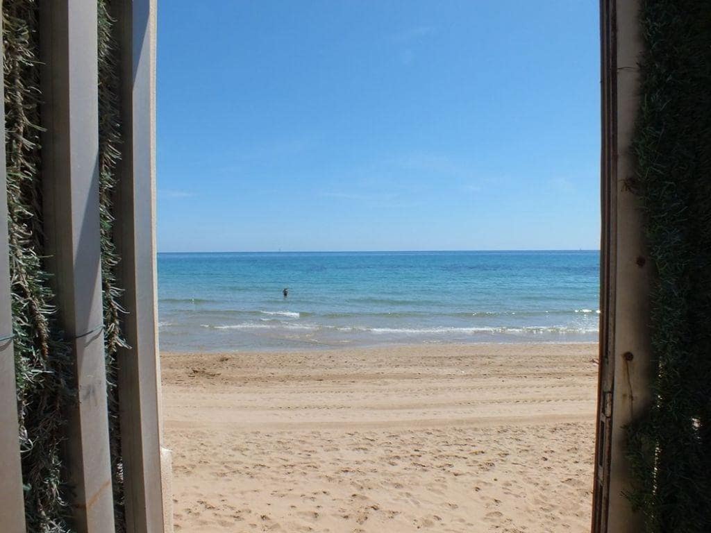 3 quarto Apartamento para venda em Arenales del Sol com piscina garagem - 480 000 € (Ref: 9064631)