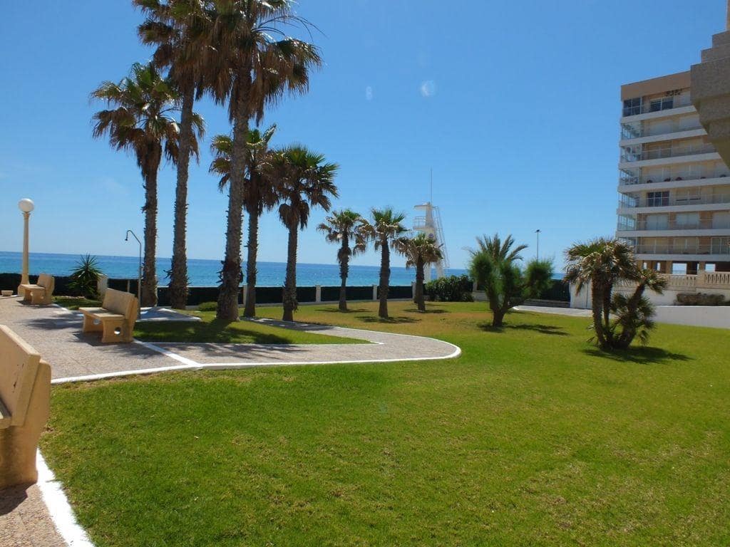 3 quarto Apartamento para venda em Arenales del Sol com piscina garagem - 480 000 € (Ref: 9064631)