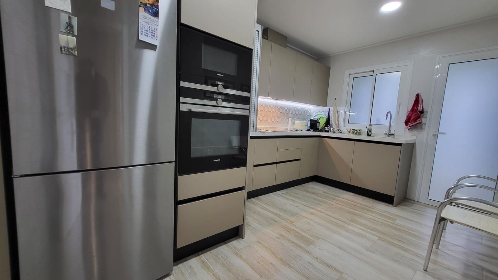 3 quarto Apartamento para venda em Arenales del Sol com piscina garagem - 480 000 € (Ref: 9064631)