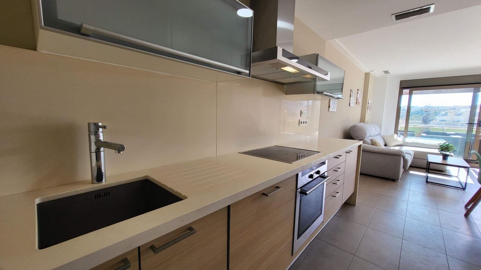 2 soverom Leilighet til salgs i Arenales del Sol med svømmebasseng garasje - € 395 000 (Ref: 9064632)