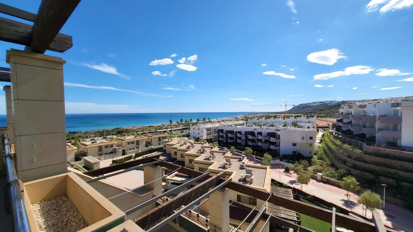 2 soverom Leilighet til salgs i Arenales del Sol med svømmebasseng garasje - € 395 000 (Ref: 9064632)