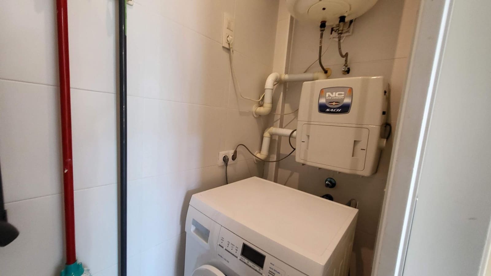 2 soverom Leilighet til salgs i Arenales del Sol med svømmebasseng garasje - € 395 000 (Ref: 9064632)