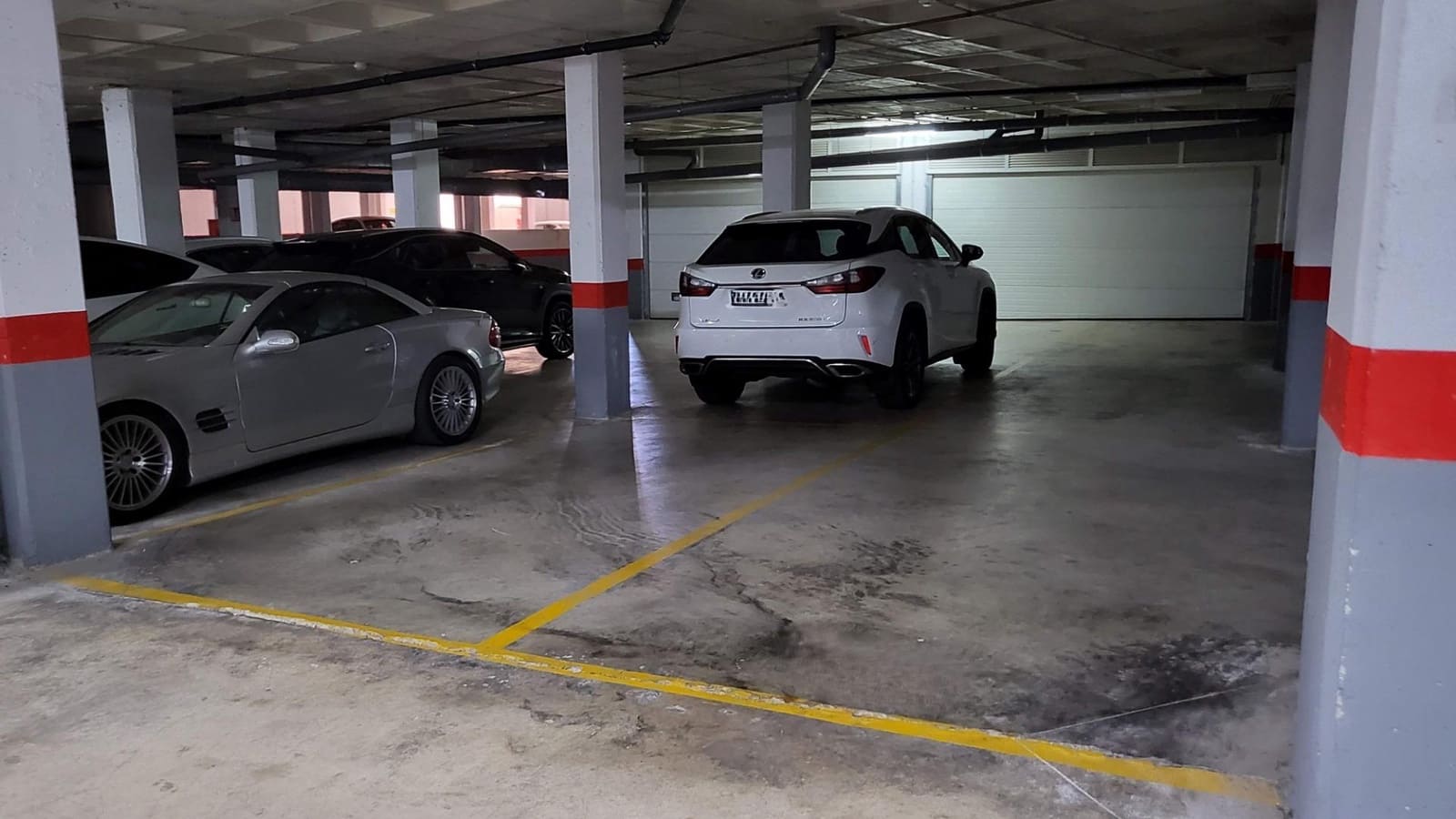 2 soverom Leilighet til salgs i Arenales del Sol med svømmebasseng garasje - € 395 000 (Ref: 9064632)