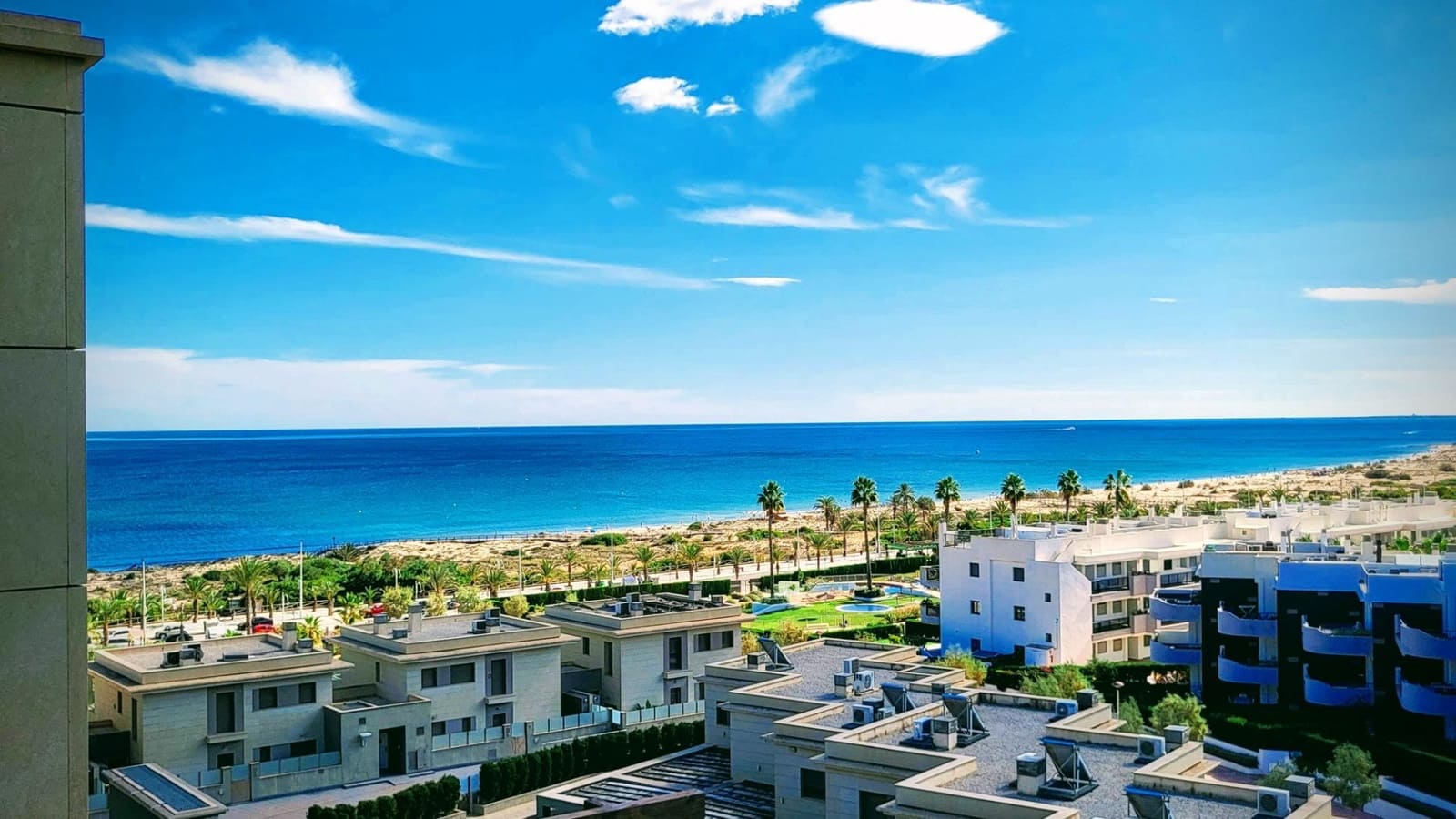 2 soverom Leilighet til salgs i Arenales del Sol med svømmebasseng garasje - € 395 000 (Ref: 9064632)