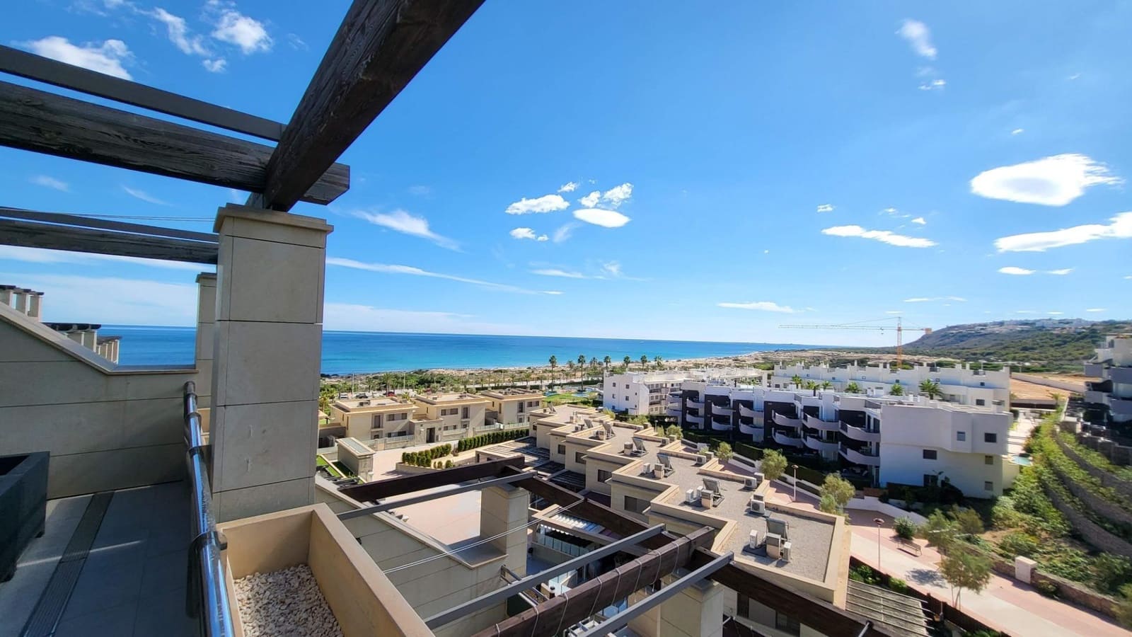 2 soverom Leilighet til salgs i Arenales del Sol med svømmebasseng garasje - € 395 000 (Ref: 9064632)