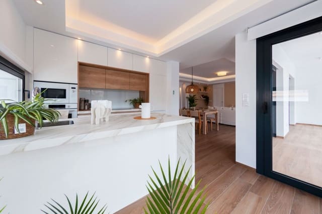 3 quarto Moradia para venda em Doña Pepa, Rojales com piscina garagem - 799 852 € (Ref: 9064633)